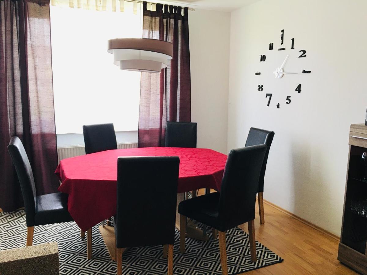 Apartman Monya Turcianske Teplice Exterior photo